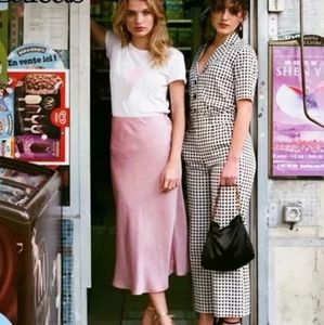 Satin SILKY Pink midi skirt XS/S